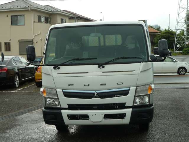 Mitsubishi Fuso Canter 2