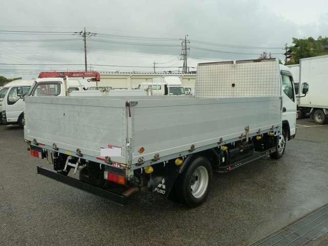 Mitsubishi Fuso Canter 7