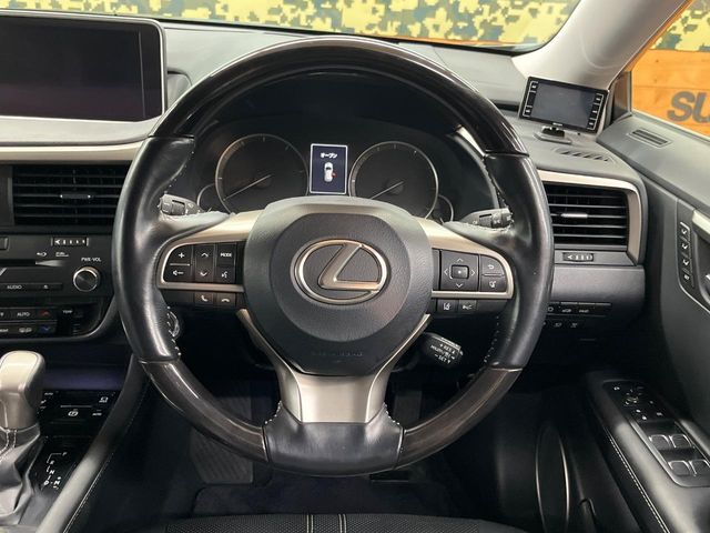 Lexus RX 11