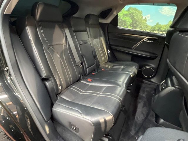 Lexus RX 9