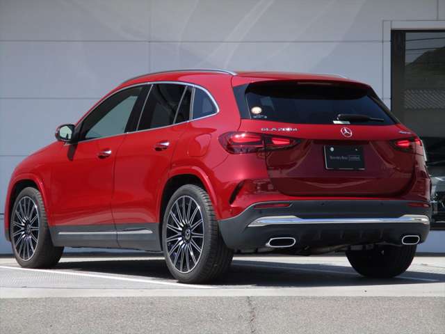 Mercedes-Benz GLA-Class 5
