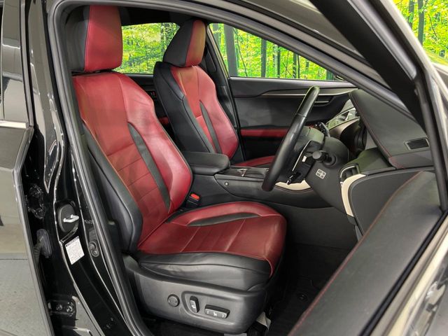Lexus NX 8