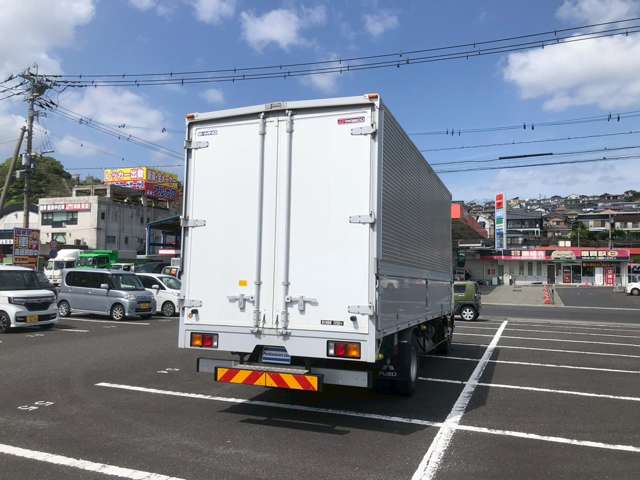 Mitsubishi Fuso Fighter 5