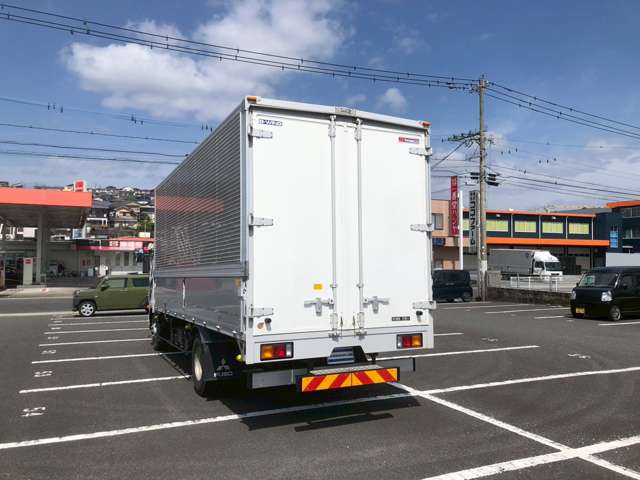 Mitsubishi Fuso Fighter 6