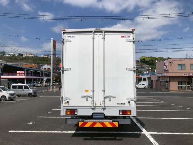 Mitsubishi Fuso Fighter 7