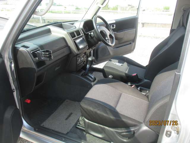 Mitsubishi Pajero Mini 8