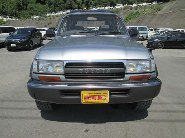 Toyota Land Cruiser 80 3
