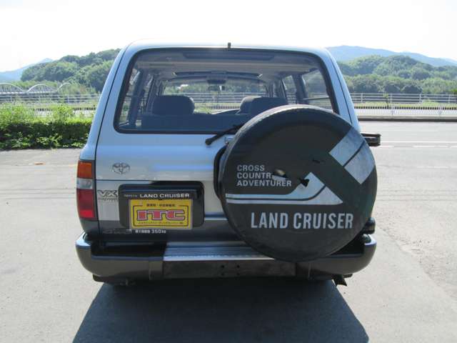 Toyota Land Cruiser 80 8
