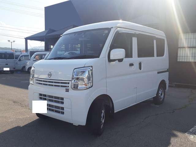 Nissan NV100 Clipper 4