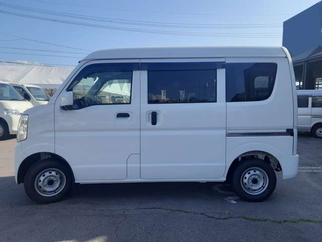 Nissan NV100 Clipper 5