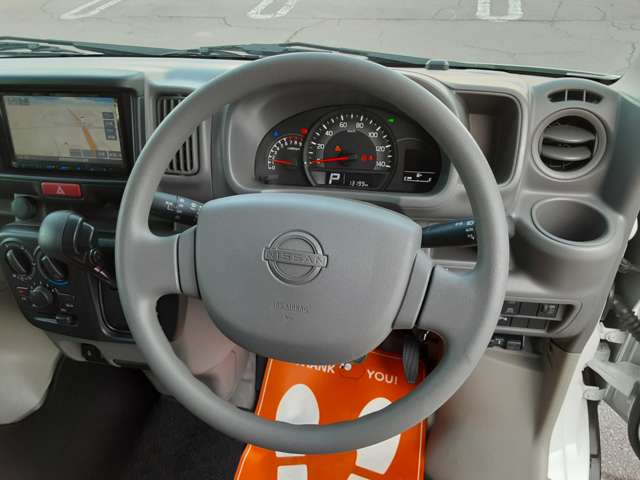 Nissan NV100 Clipper 10