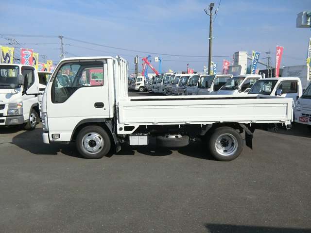 Isuzu Elf 3