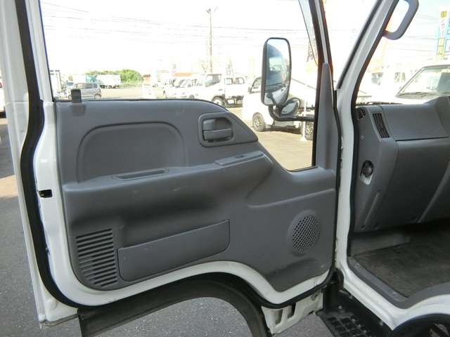 Isuzu Elf 10