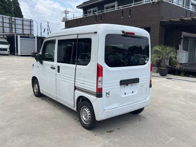 Honda N-VAN 9