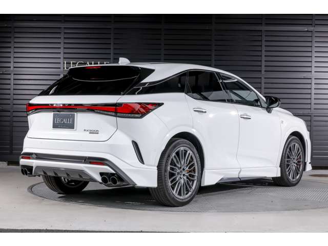Lexus RX 8
