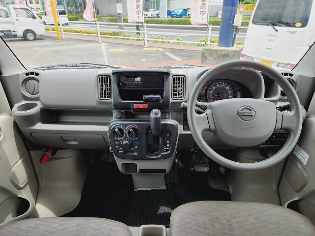 Nissan NV100 Clipper 6
