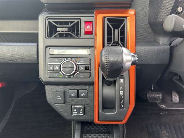 Daihatsu Taft 12