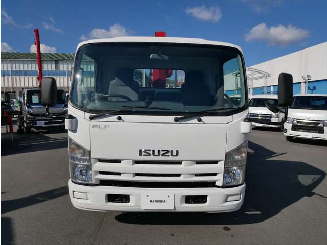 Isuzu Elf 3