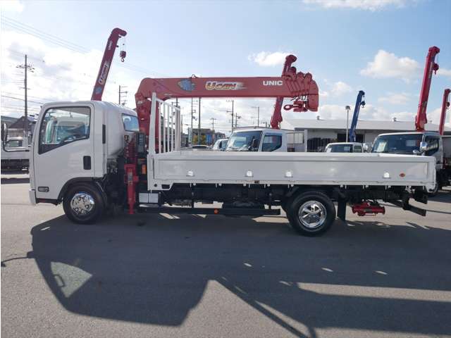 Isuzu Elf 9