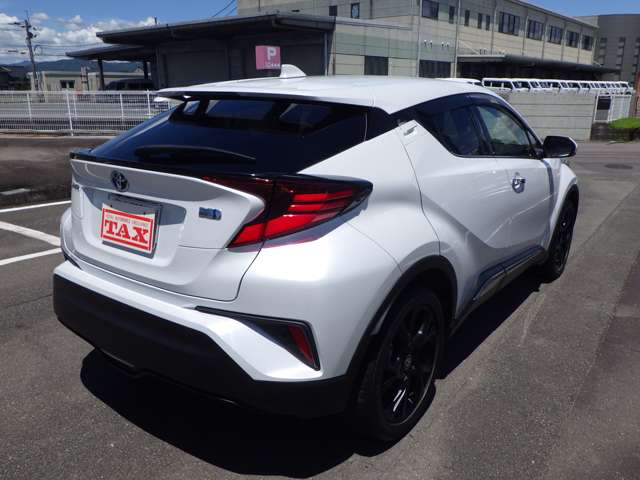 Toyota C-HR 5
