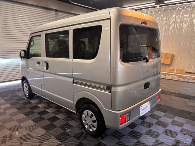 Suzuki Every 8