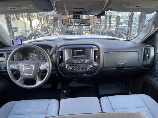 GMC Sierra 11