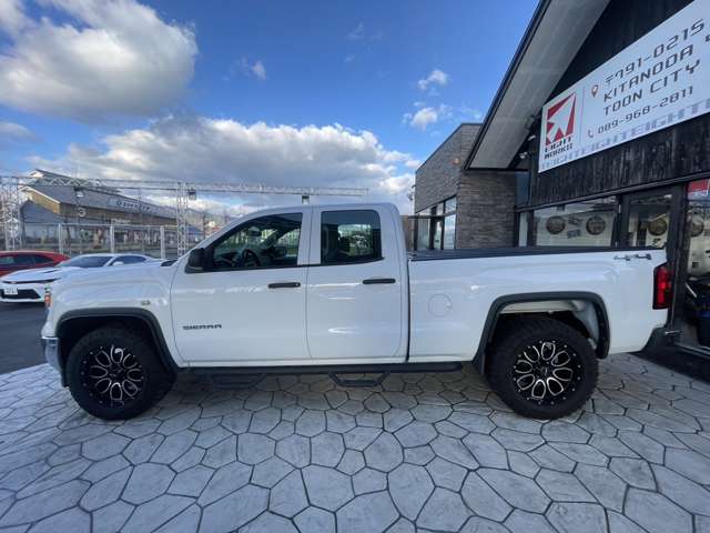 GMC Sierra 2