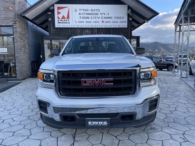 GMC Sierra 8