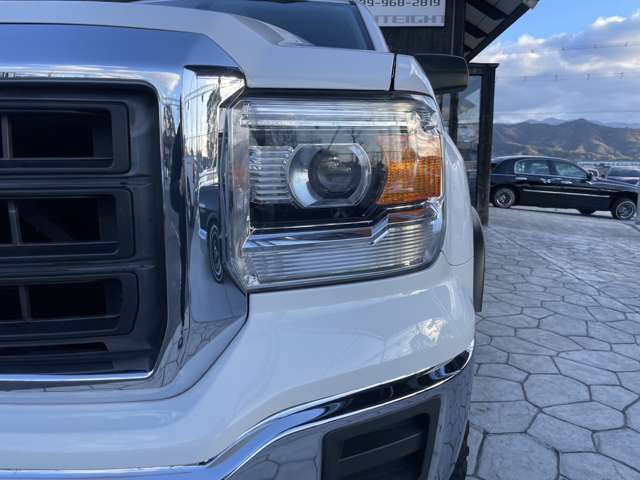 GMC Sierra 9