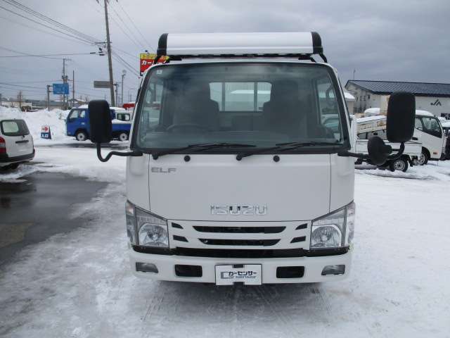 Isuzu Elf 2