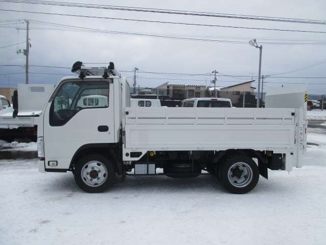 Isuzu Elf 4