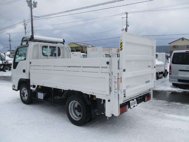 Isuzu Elf 5