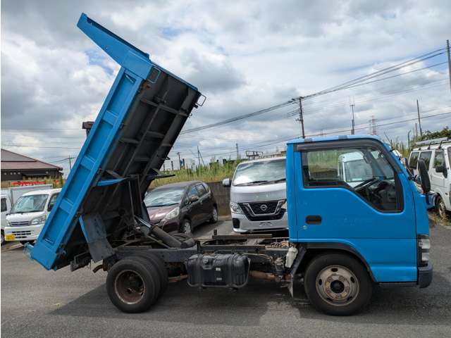 Isuzu Elf 12