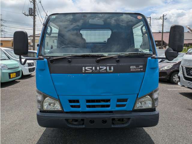 Isuzu Elf 4