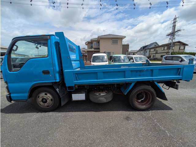 Isuzu Elf 6