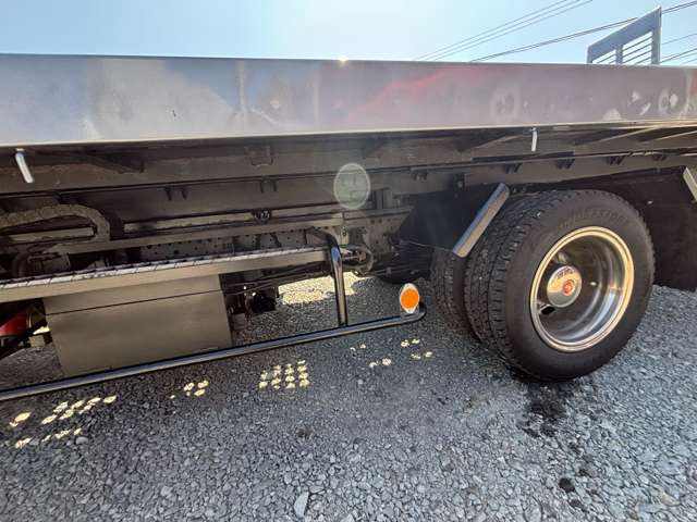 Isuzu Elf 11