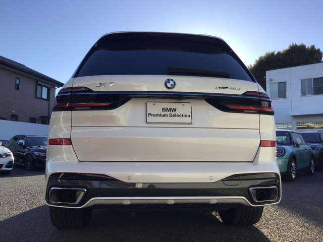 BMW X7 12