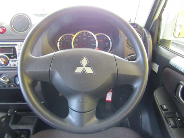 Mitsubishi Pajero Mini 5