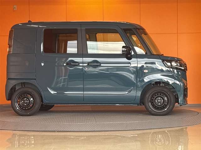 Suzuki Spacia Base 12