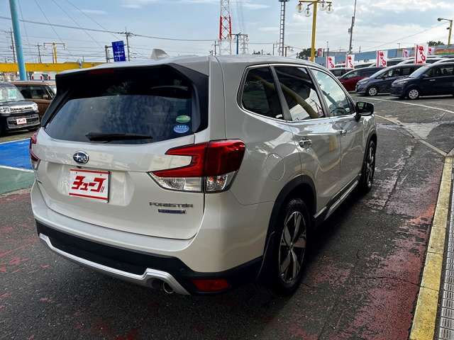 Subaru Forester 5