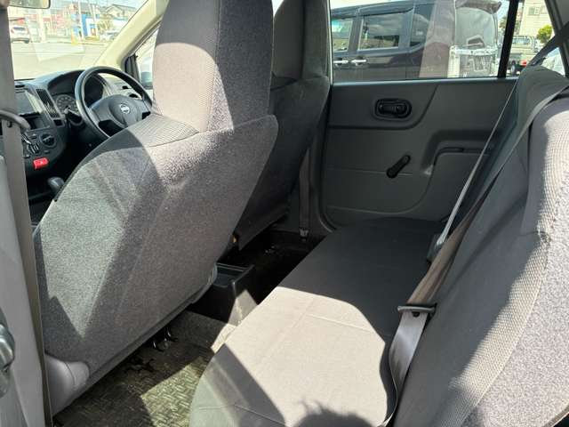 Nissan NV150 AD 9