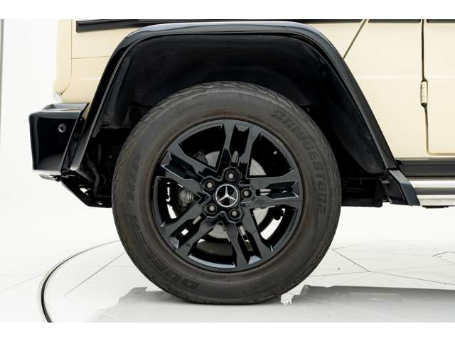 Mercedes-Benz G-Class 12