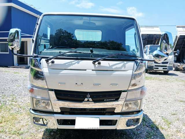 Mitsubishi Fuso Canter 2