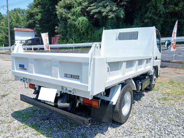Mitsubishi Fuso Canter 5