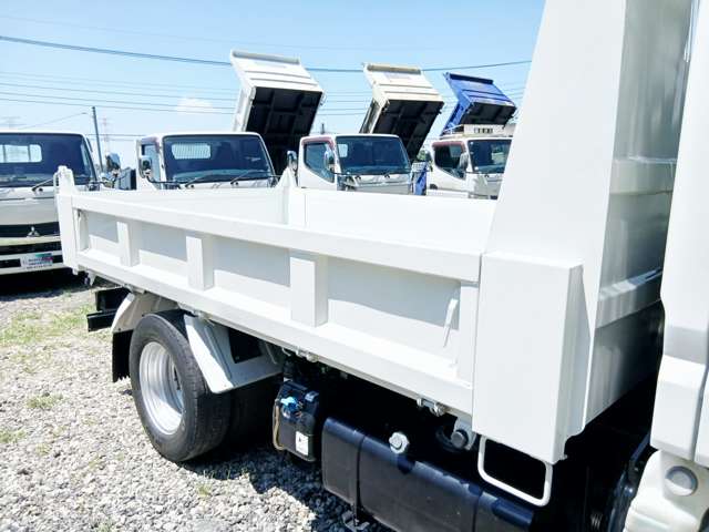 Mitsubishi Fuso Canter 8