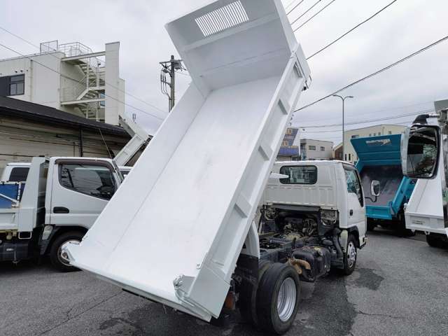 Isuzu Elf 6