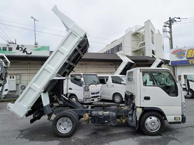 Isuzu Elf 8