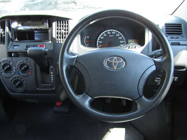 Toyota Light Ace Van 5