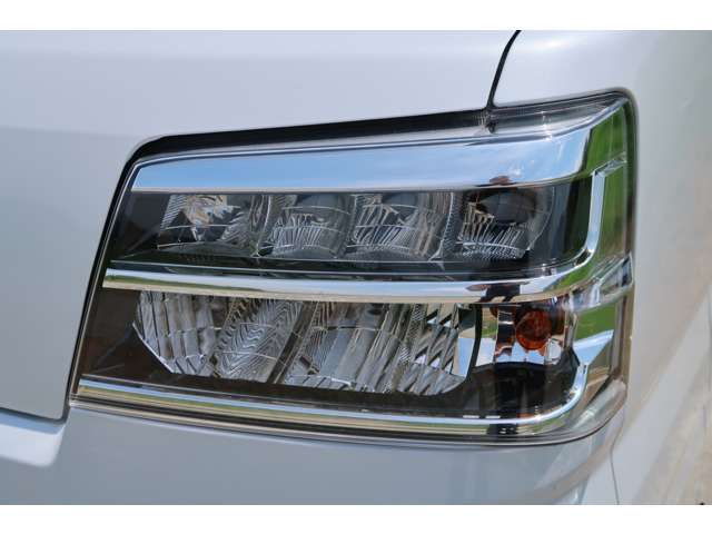 Toyota Pixis Van 4