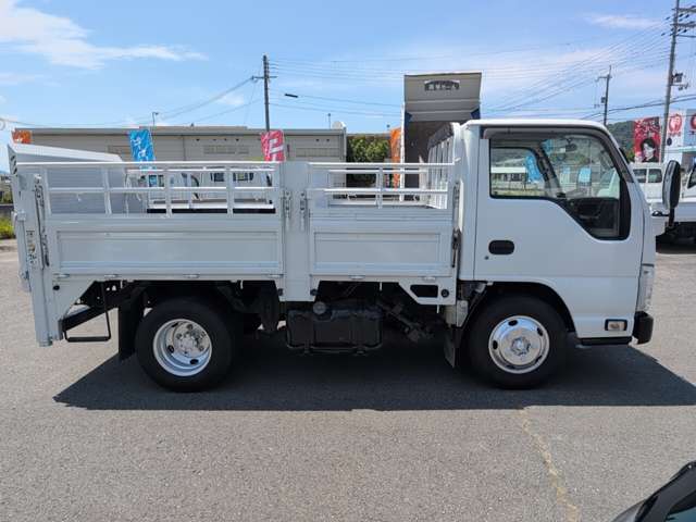 Isuzu Elf 9